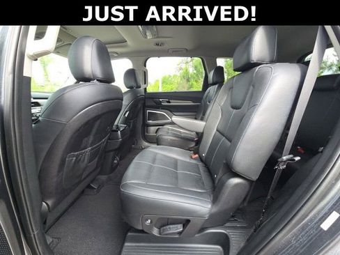 Used 2021 Kia Telluride EX w/ EX Premium Package FWD image 12