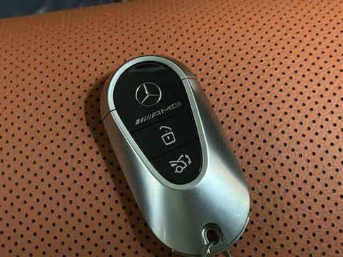 Certified 2026 Mercedes-Benz GLC 43 AMG 4MATIC image 37