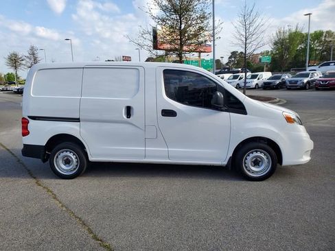 Used 2020 Nissan NV200 S FWD image 2