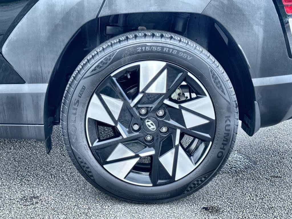 Used 2024 Hyundai Kona SEL FWD image 11