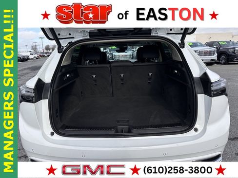 Used 2021 Buick Envision Avenir w/ Technology Package II image 39