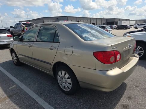 Used 2006 Toyota Corolla CE FWD image 2