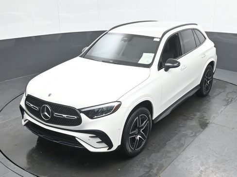 Used 2023 Mercedes-Benz GLC 300 image 33