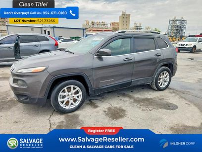 Used 2017 Jeep Cherokee Latitude w/ Safety/Convenience Group