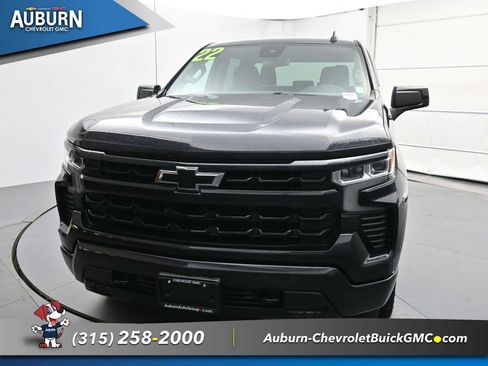 Used 2022 Chevrolet Silverado 1500 RST image 3