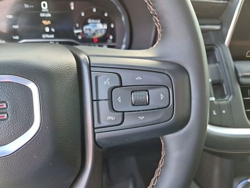 Used 2024 GMC Yukon XL AT4 w/ AT4 Premium Plus Package AWD/4WD image 36