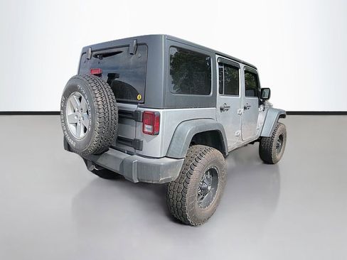 Used 2018 Jeep Wrangler Unlimited Sport S AWD/4WD image 9