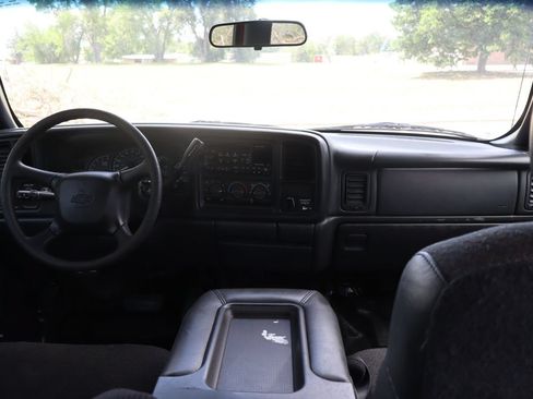 Used 2002 Chevrolet Silverado 1500 4x4 Extended Cab w/ Heavy Duty Suspension Pkg image 16