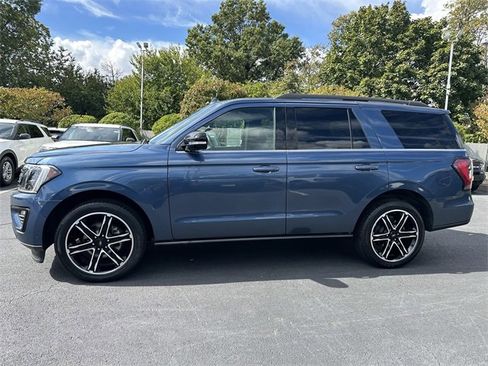 Certified 2019 Ford Expedition Limited w/ Equipment Group 303A image 8
