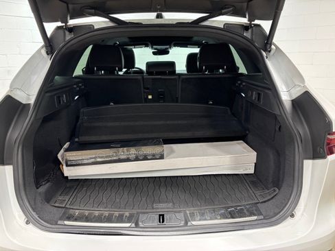 Used 2023 Jaguar F-PACE S AWD/4WD image 43