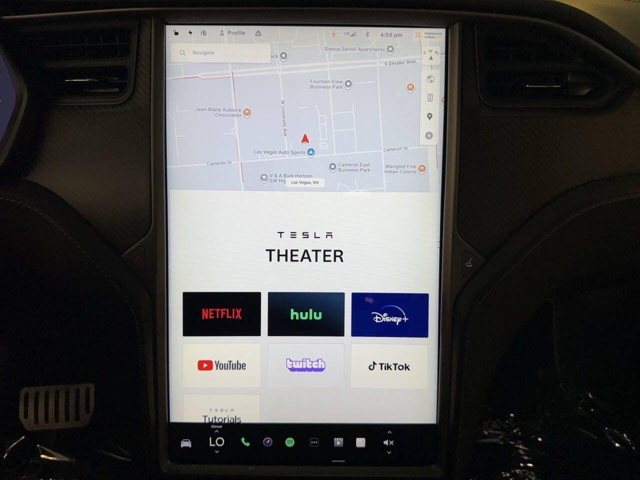 Used 2020 Tesla Model X Performance AWD/4WD image 23