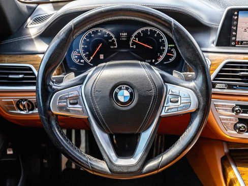 Used 2019 BMW 740i w/ Executive Package RWD image 12