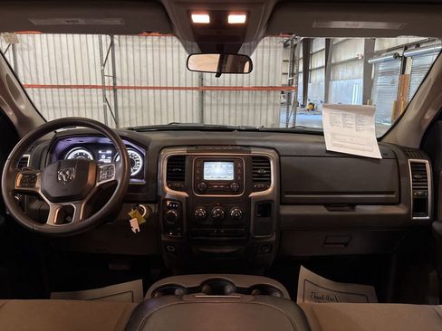 Used 2024 RAM 1500 Classic SLT AWD/4WD image 18