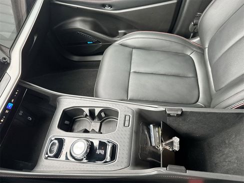 Used 2024 Jeep Wagoneer Launch Edition image 24