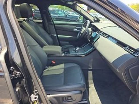 Used 2025 Land Rover Range Rover Velar Dynamic SE AWD/4WD image 8