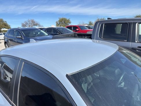 Used 2024 Honda Civic Sport image 4