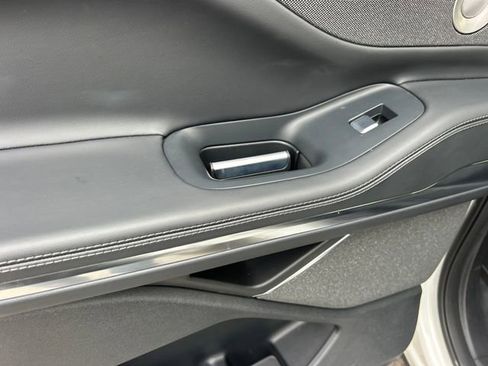 Used 2025 Lincoln Navigator Reserve image 49