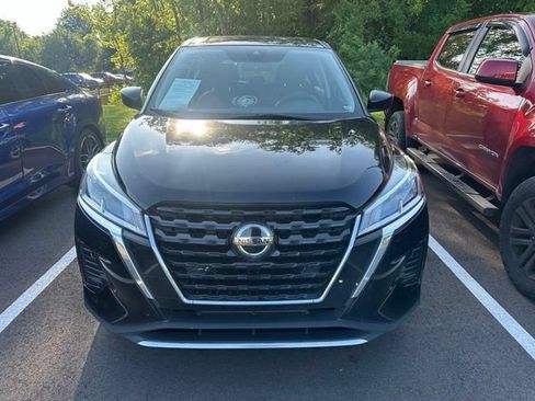 Used 2021 Nissan Kicks S FWD image 11