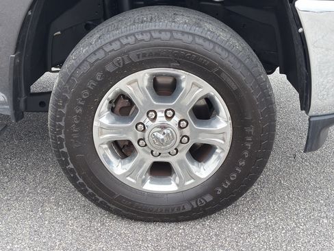 Used 2024 RAM 2500 Big Horn AWD/4WD image 36
