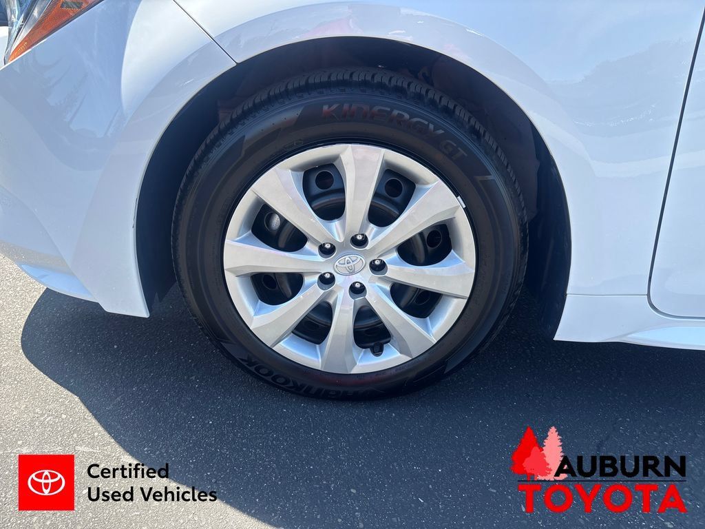 Certified 2026 Toyota Corolla LE FWD image 10