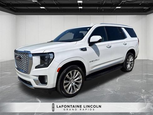 Used 2022 GMC Yukon Denali AWD/4WD image 1