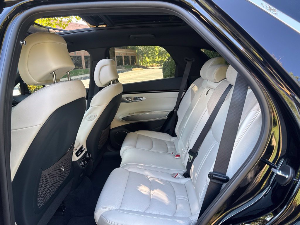 Used 2023 Genesis Electrified GV70 AWD/4WD image 24