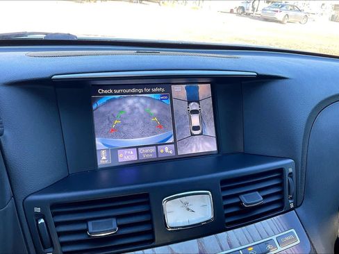 Used 2019 INFINITI Q70 L 3.7 w/ Sensory Package image 24