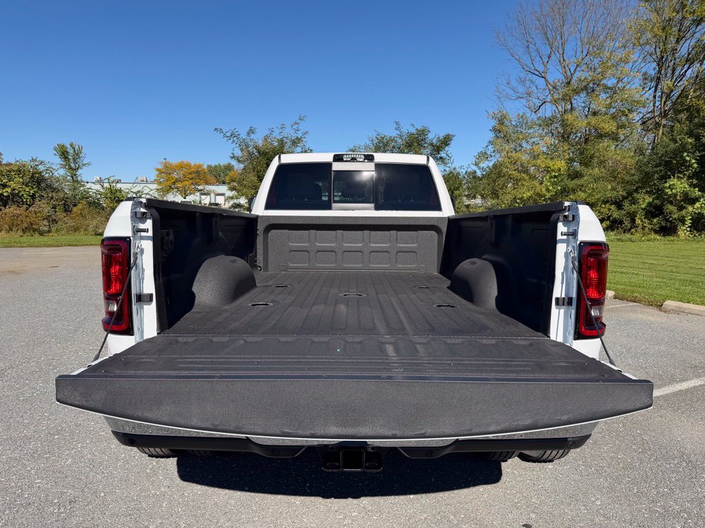 New 2026 RAM 3500 Tradesman AWD/4WD image 19