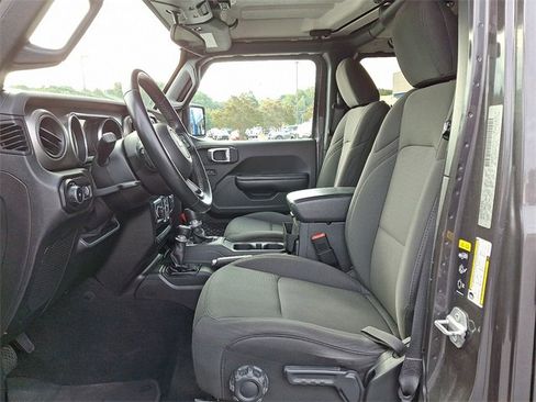 Used 2020 Jeep Wrangler Unlimited Sport S image 13