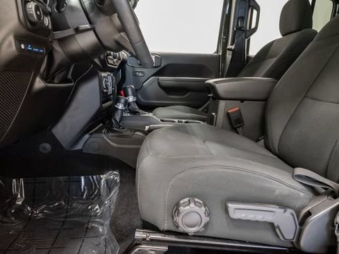 Used 2023 Jeep Wrangler Unlimited w/ Cold Weather Group AWD/4WD image 11