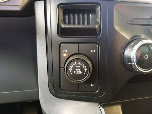 Used 2022 Ford F150 XLT w/ Equipment Group 302A High AWD/4WD image 22