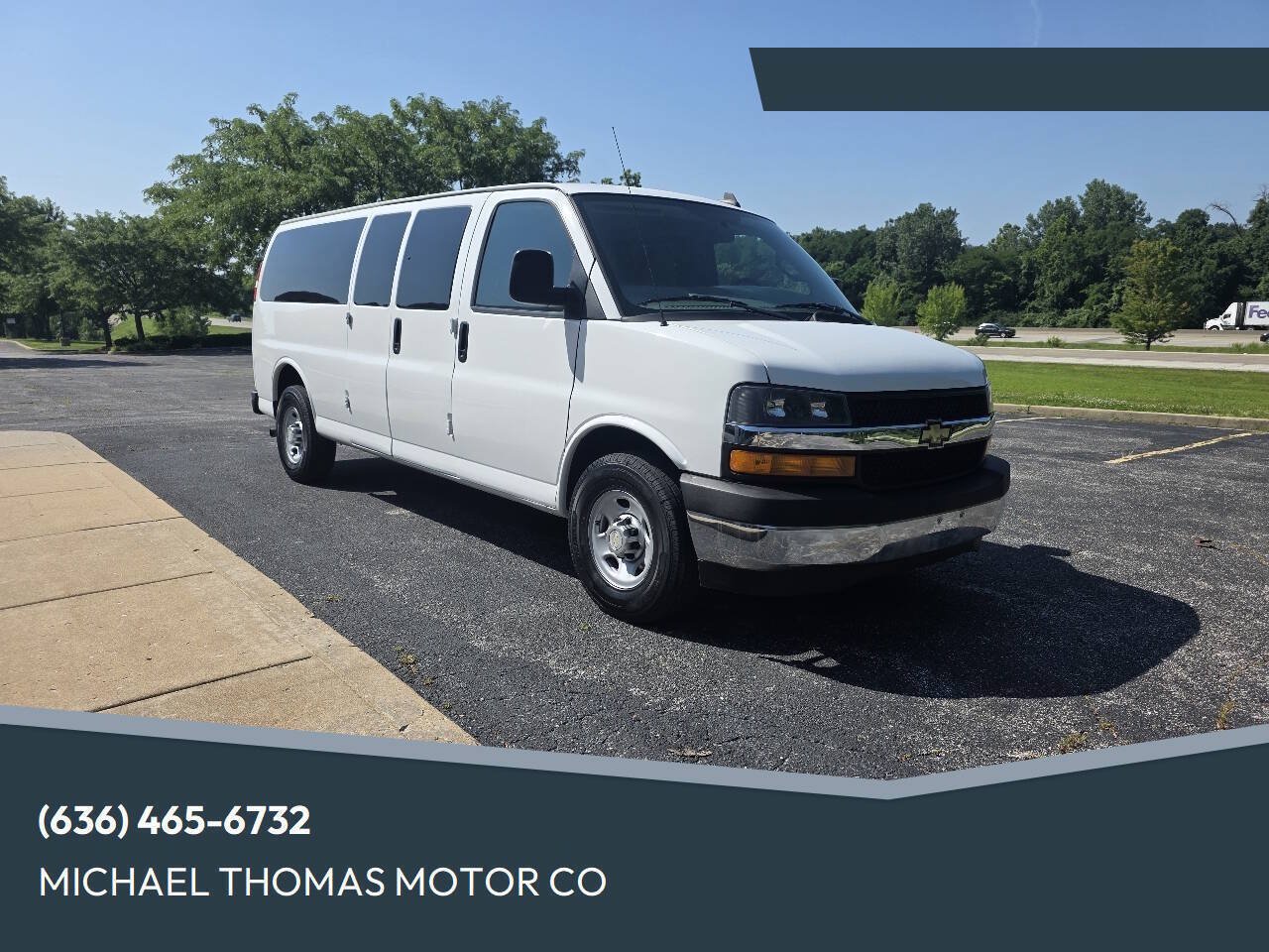 Used 2017 Chevrolet Express 3500 LT w/ LT Preferred Equipment Group RWD image 1