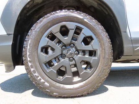 Used 2023 Honda Passport TrailSport image 9