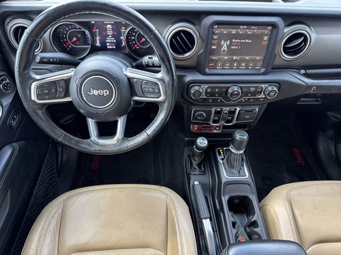 Used 2019 Jeep Wrangler Unlimited Rubicon image 18