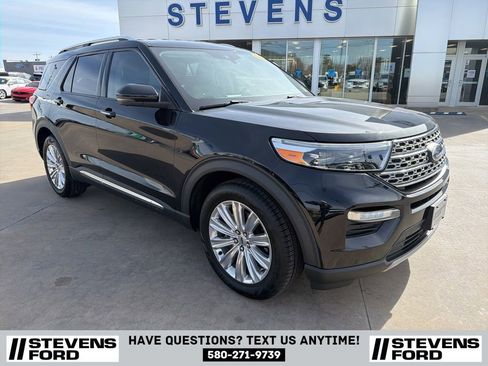 Used 2022 Ford Explorer Limited w/ Equipment Group 301A image 3