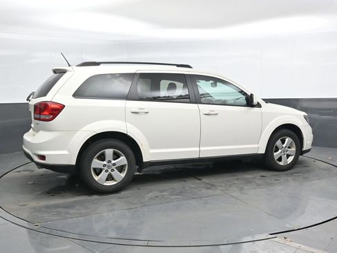 Used 2012 Dodge Journey SXT w/ Sound Group image 2