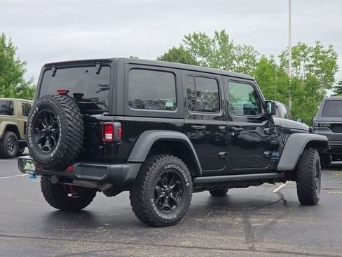 Used 2023 Jeep Wrangler Unlimited w/ Cold Weather Group AWD/4WD image 25