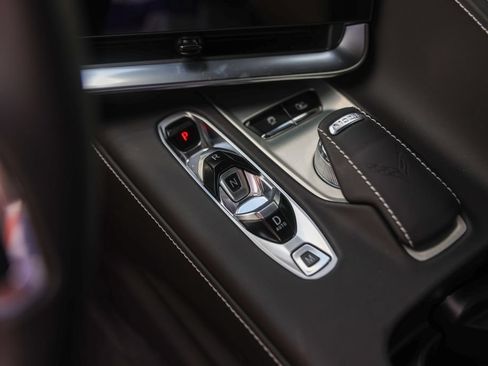 Used 2024 Chevrolet Corvette Stingray Premium Cpe w/ Battery Protection Package RWD image 17