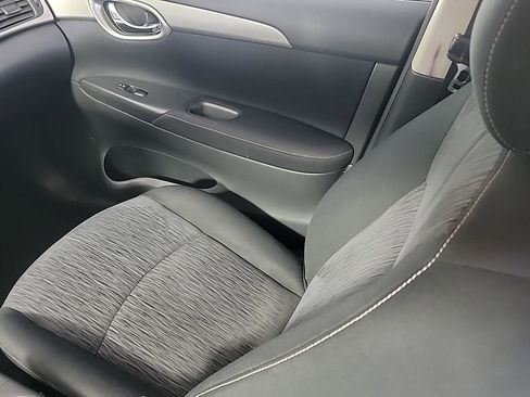 Used 2014 Nissan Sentra SV FWD image 20