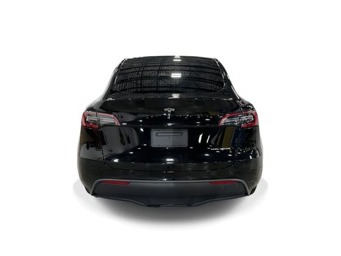 Certified 2023 Tesla Model Y Long Range AWD/4WD image 5