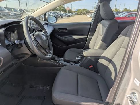 Used 2024 Toyota Corolla LE FWD image 25