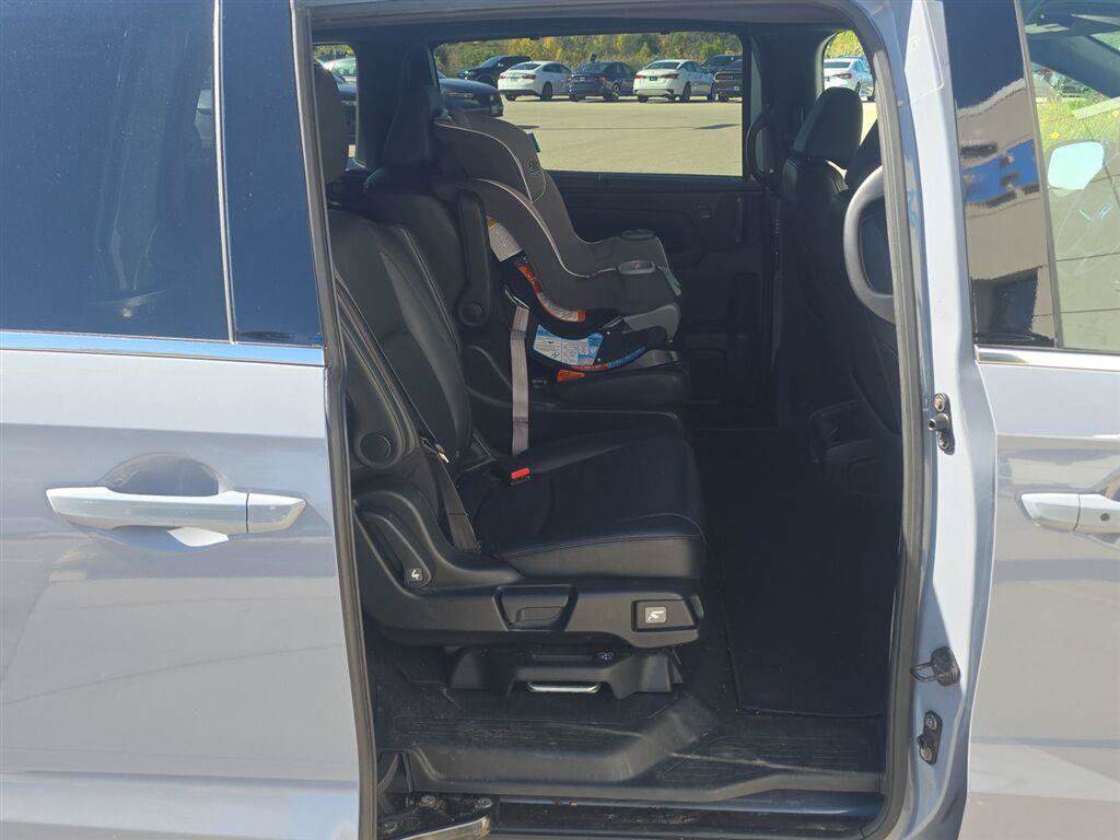 Used 2023 Honda Odyssey Sport image 17
