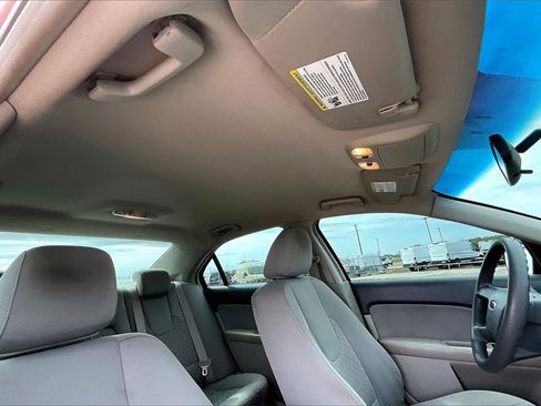 Used 2010 Ford Fusion S image 27