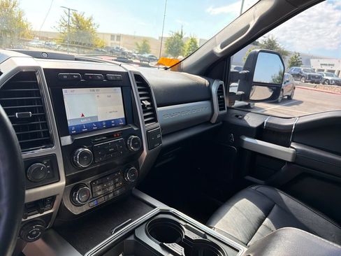 Used 2020 Ford F250 Lariat w/ Tremor Off-Road Package AWD/4WD image 26