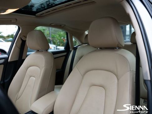 Used 2016 Audi A4 2.0T Premium image 32