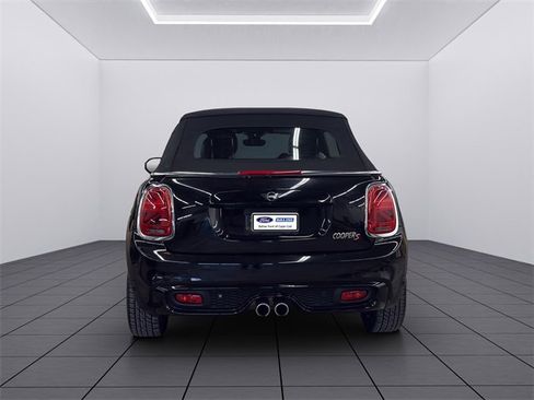 Used 2020 MINI Cooper S image 5