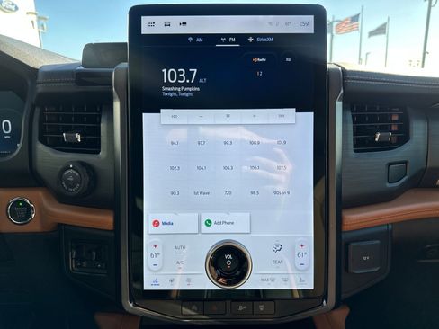 Used 2024 Ford Expedition Max Platinum image 19