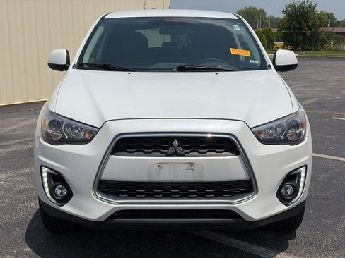 Used 2015 Mitsubishi Outlander Sport SE AWD/4WD image 2