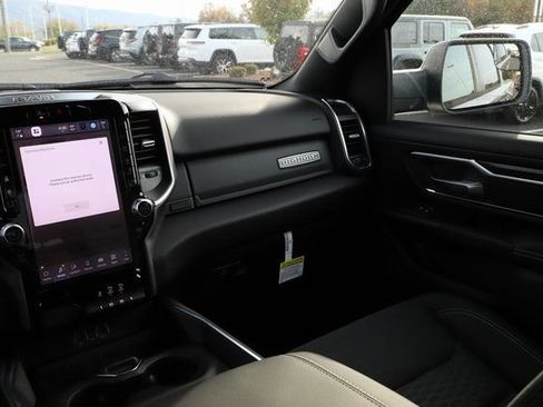 New 2026 RAM 1500 Big Horn AWD/4WD image 25