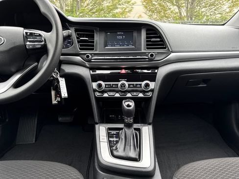 Used 2020 Hyundai Elantra SE w/ Cargo Package (C1) FWD image 26
